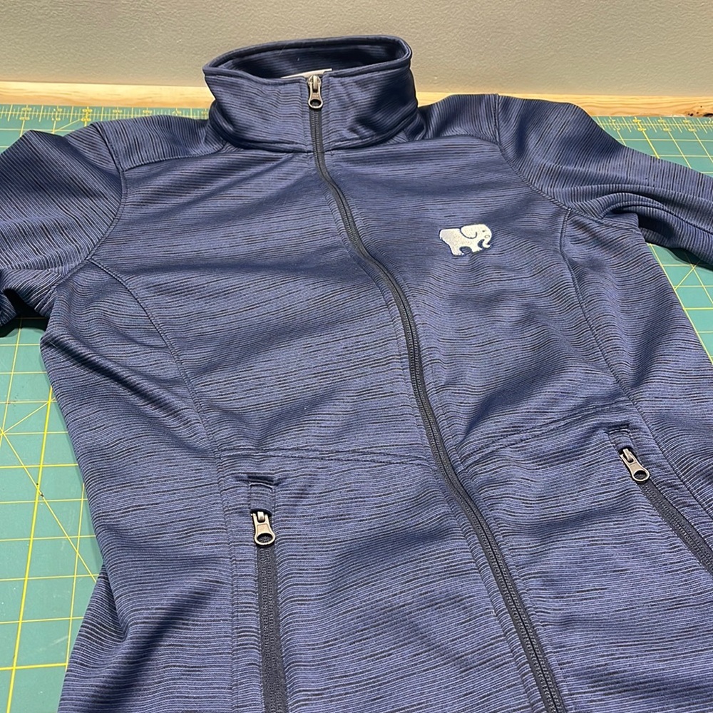 IVORY ELLA ZIP UP women’s MEDIUM